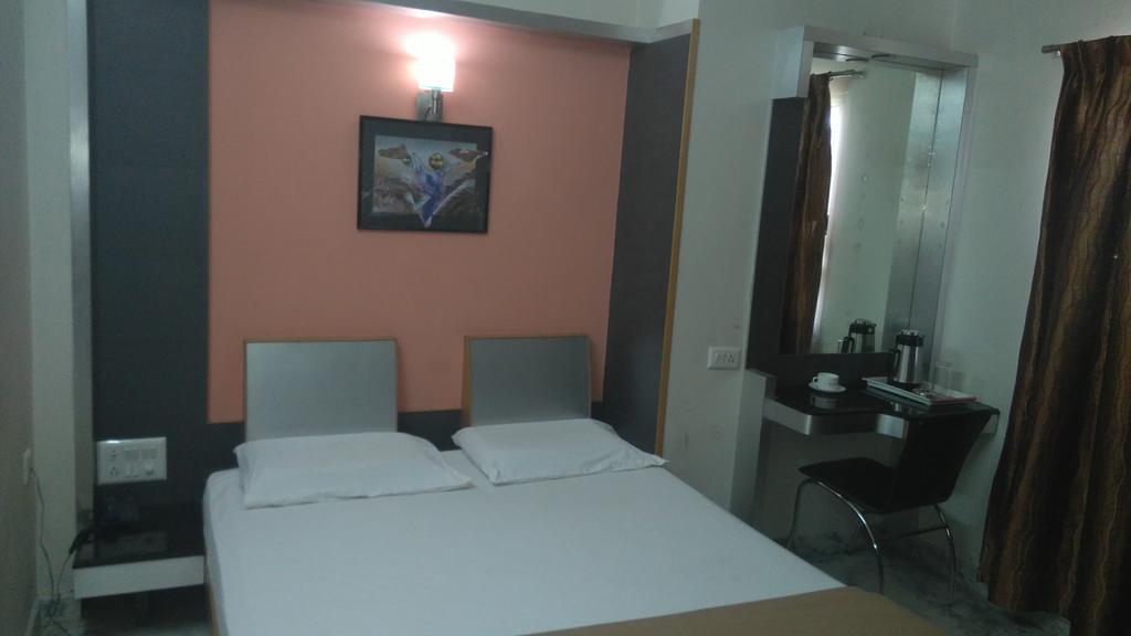 Hotel Manasa Paradise Bangalore Eksteriør billede