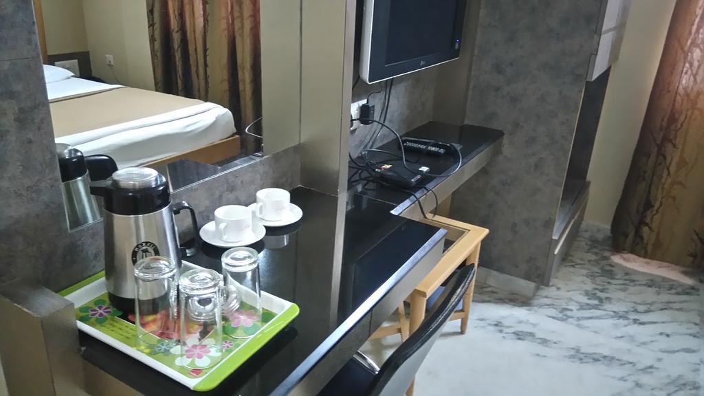 Hotel Manasa Paradise Bangalore Eksteriør billede