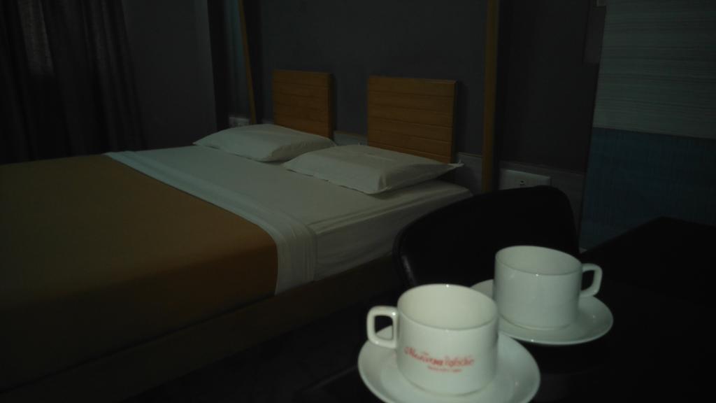 Hotel Manasa Paradise Bangalore Eksteriør billede