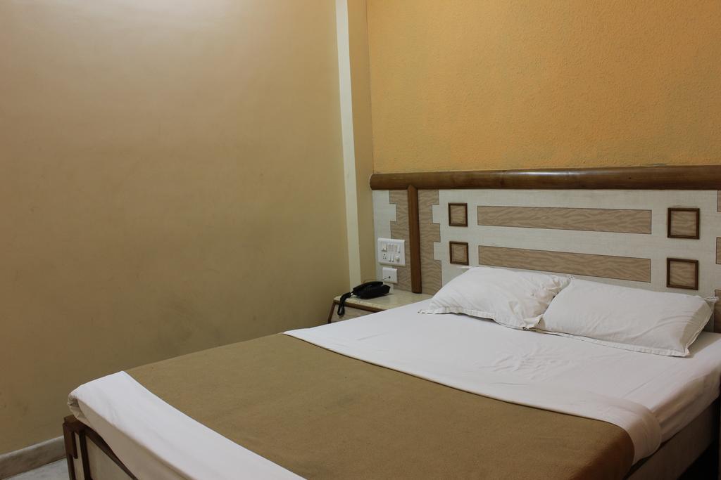 Hotel Manasa Paradise Bangalore Eksteriør billede