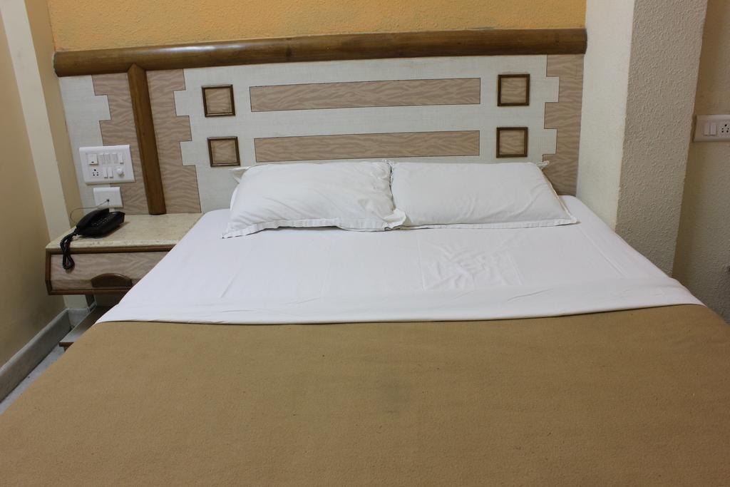 Hotel Manasa Paradise Bangalore Eksteriør billede