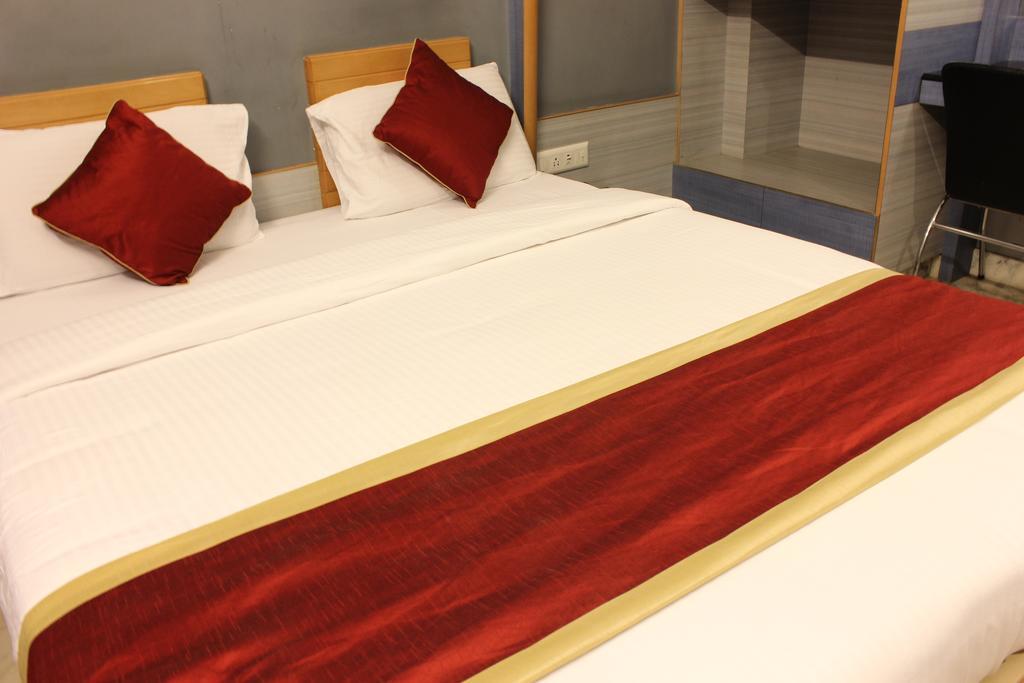 Hotel Manasa Paradise Bangalore Eksteriør billede