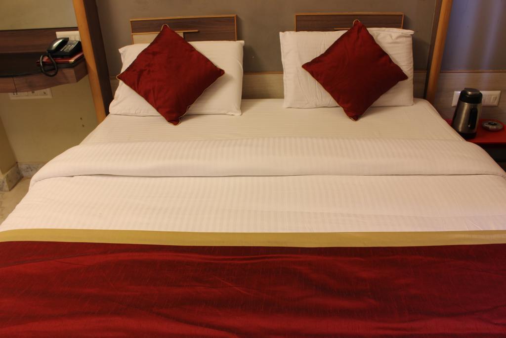 Hotel Manasa Paradise Bangalore Eksteriør billede